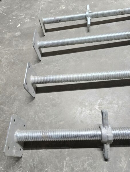 Niveladores de andamios 4 piezas 90 cms