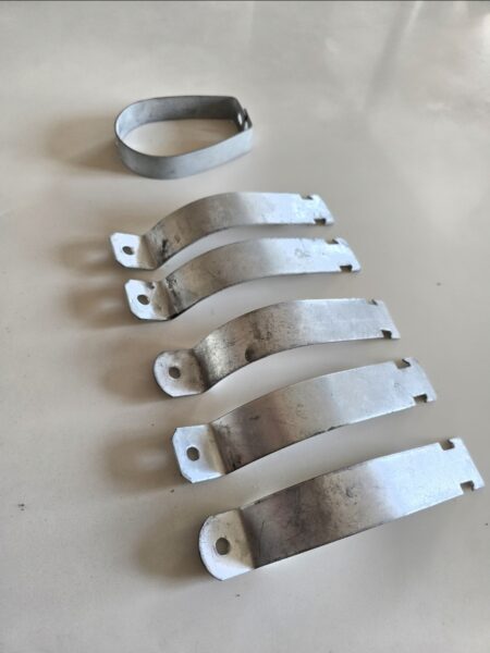 Abrazadera de tensión Galvanizada 73mm