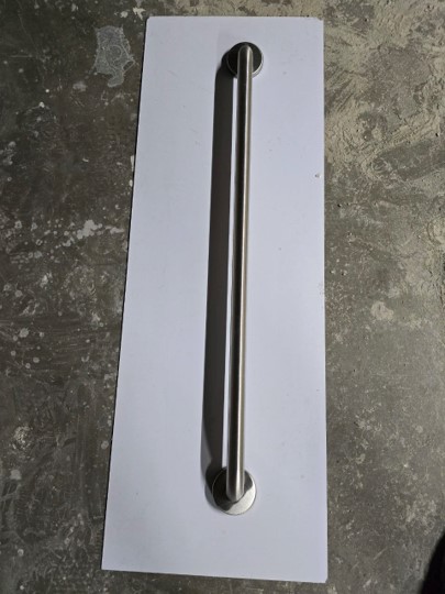 Barra Recta para baño de 106 cms