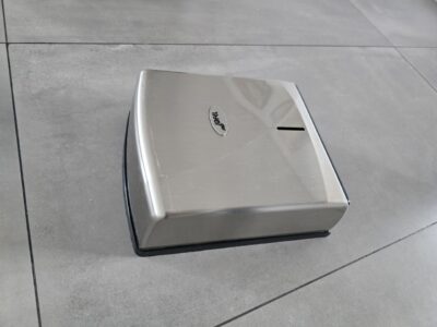 Dispensador de Toalla Interdoblada Futura MARCA JOFEL